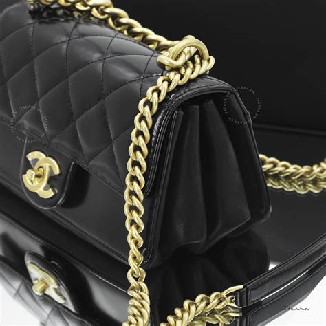 chanel n017 flap bag